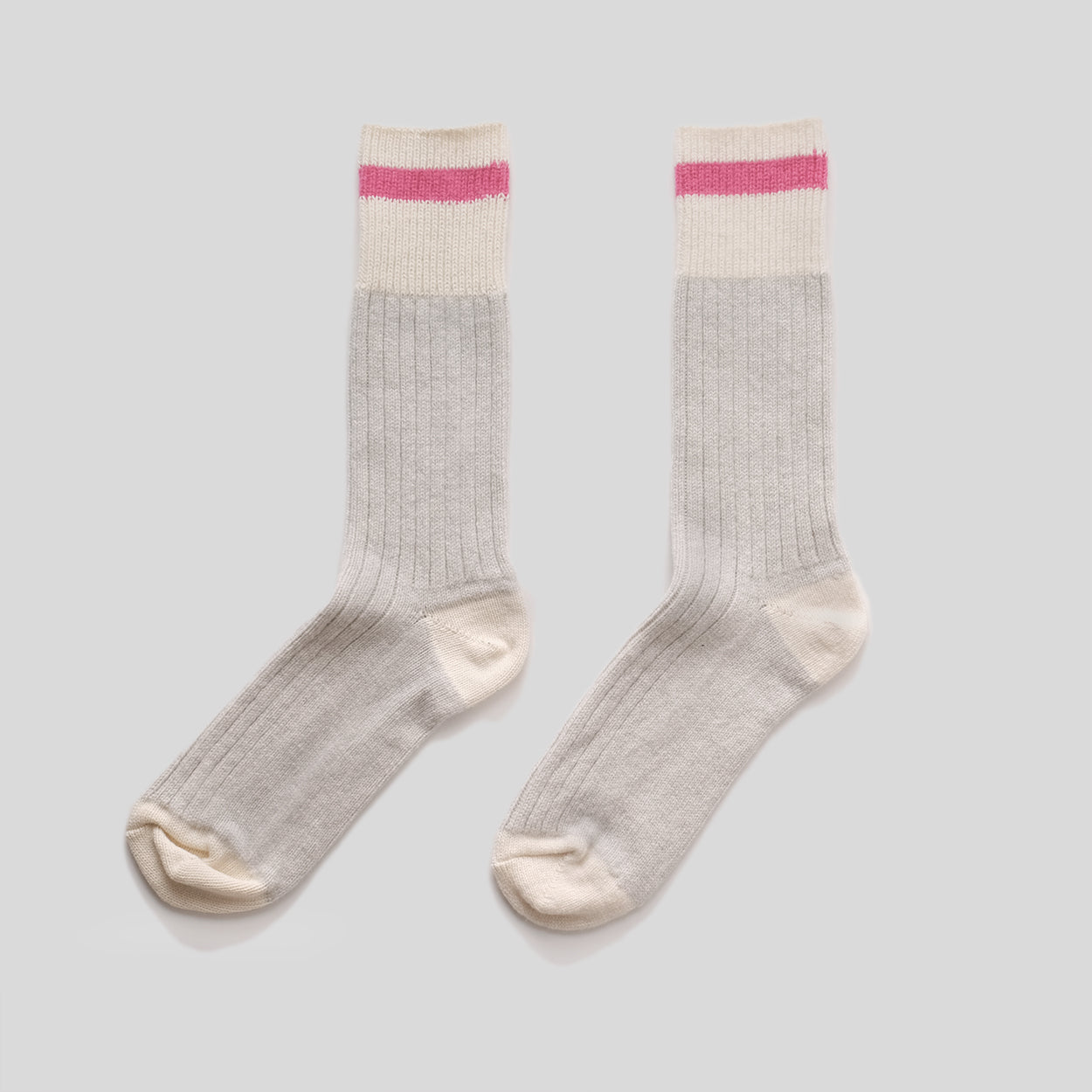 Women's Pink Cashmere Cabin Socks